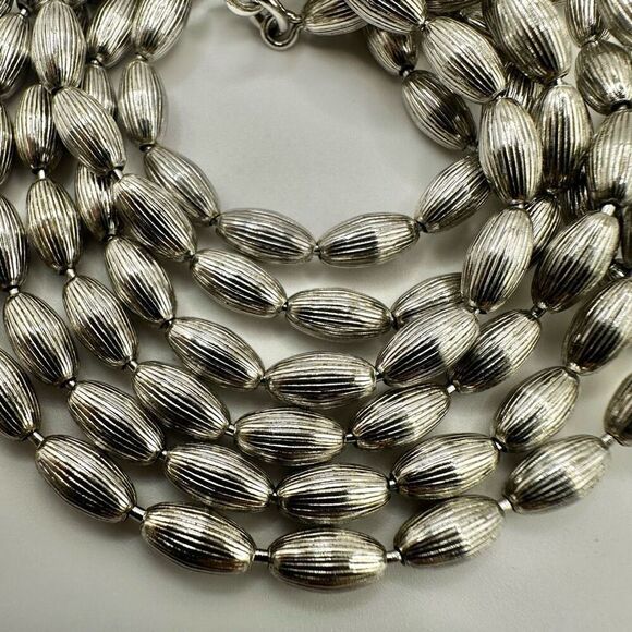 Napier vintage Long  silver tone oval beaded necklace - Picture 2 of 13